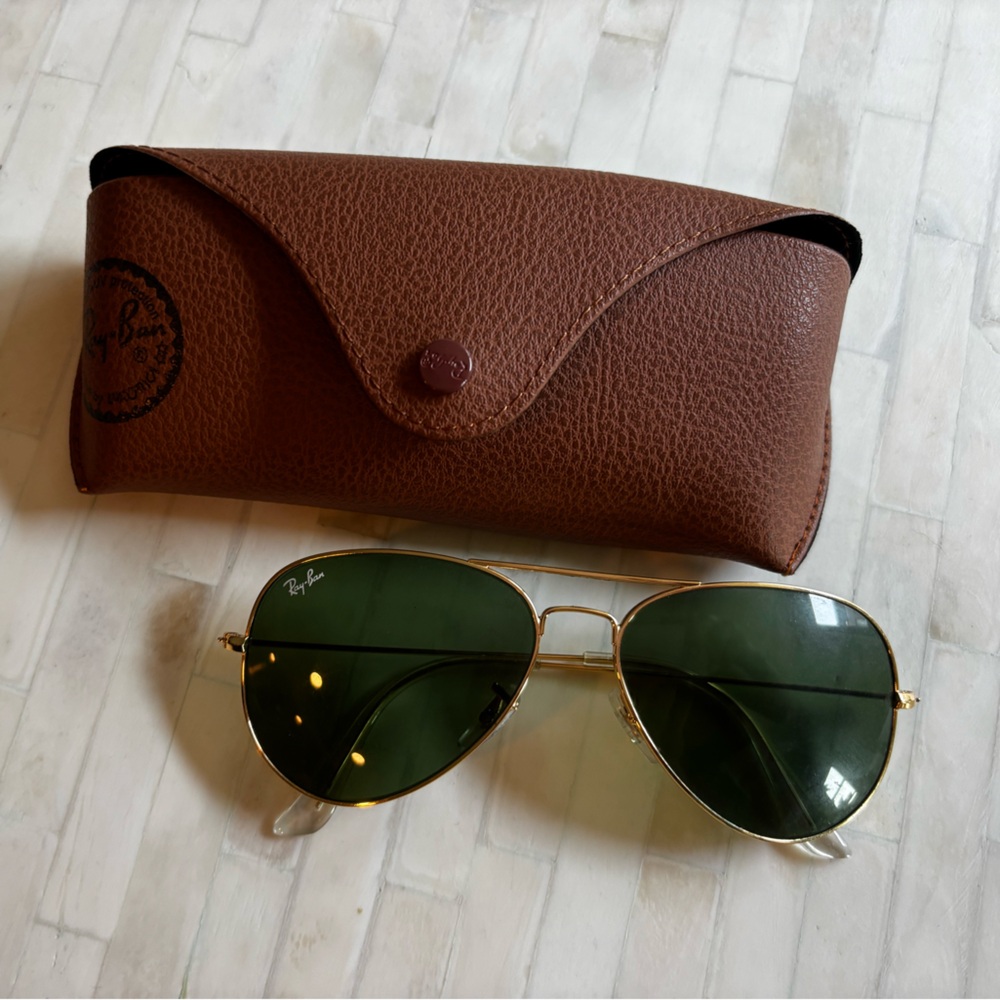 Ray-Ban Gold and Brown Sunglasses Sleek Design